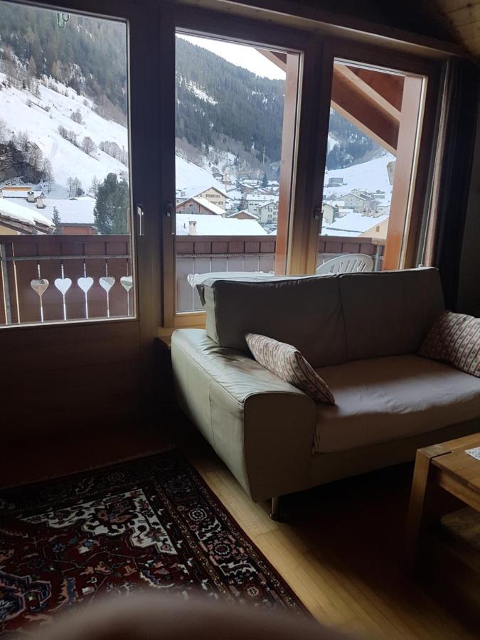 Unterem Hoereli Vals Buitenkant foto