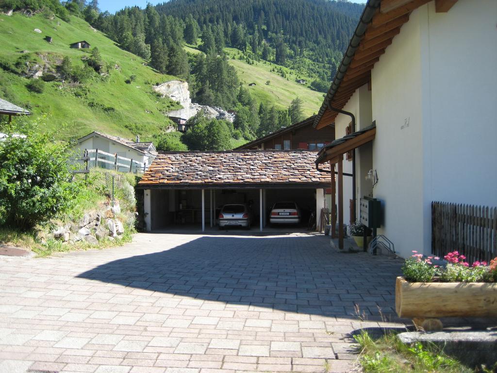 Unterem Hoereli Vals Buitenkant foto
