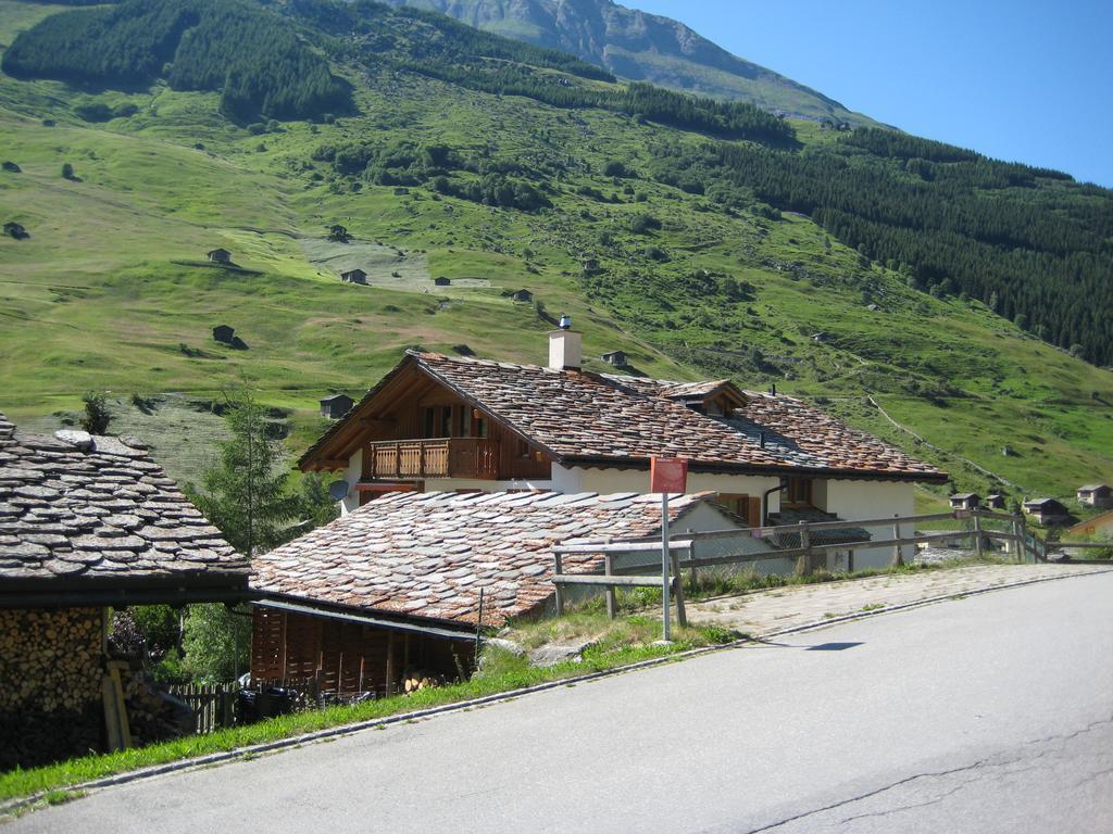 Unterem Hoereli Vals Buitenkant foto